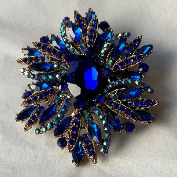 💙 TIEKS SAPPHIRE JEWELED FLOWER 💙 NWOT 💙 - Picture 10 of 16